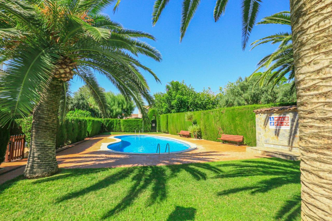 Calderon De La Barca - Only Families Villa Cambrils Exterior foto