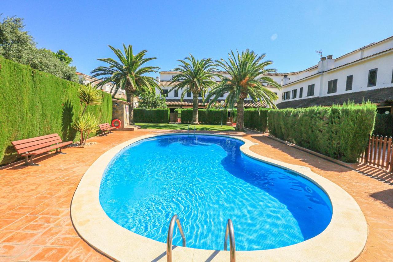 Calderon De La Barca - Only Families Villa Cambrils Exterior foto