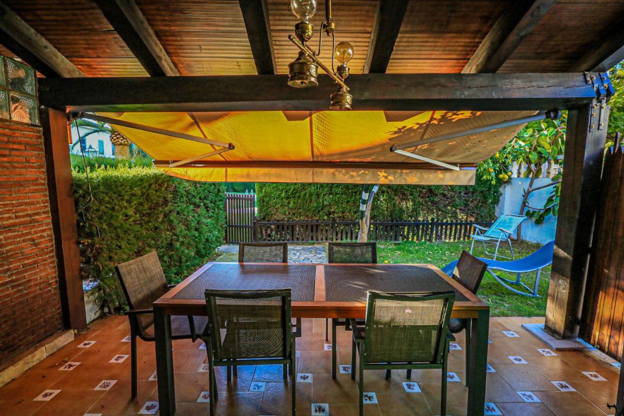 Calderon De La Barca - Only Families Villa Cambrils Exterior foto