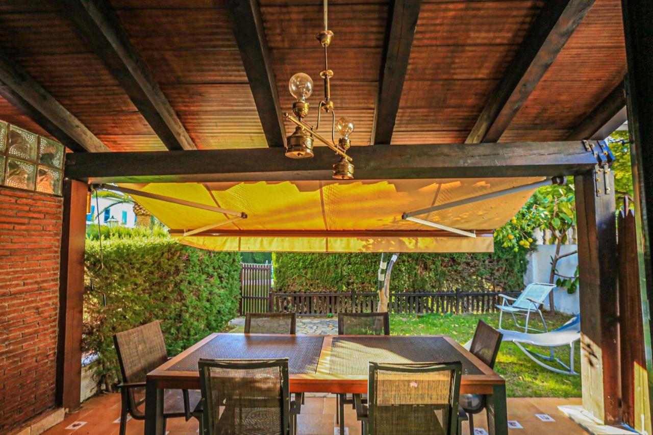 Calderon De La Barca - Only Families Villa Cambrils Exterior foto